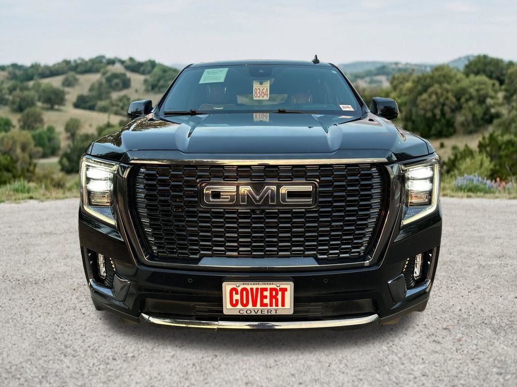 Used 2023 GMC Yukon XL Denali Ultimate AWD/4WD image 2