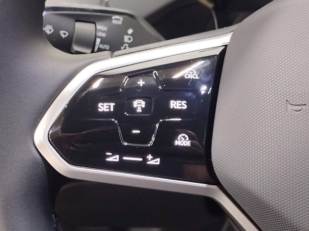 New 2026 Volkswagen ID.4 Pro image 23