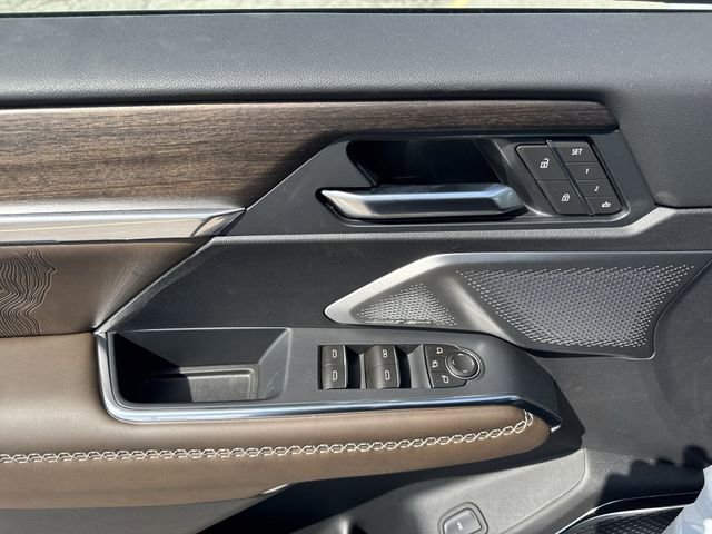 New 2026 GMC Acadia Denali Ultimate image 13