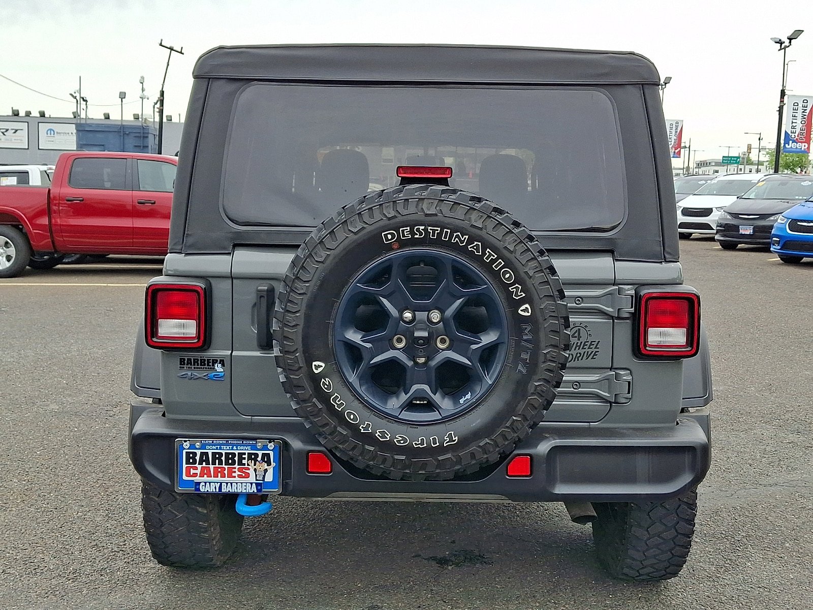 Used 2023 Jeep Wrangler Unlimited AWD/4WD image 4