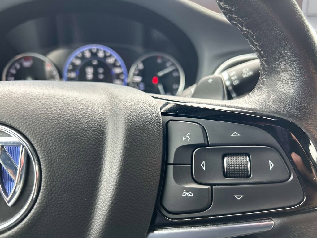 Used 2024 Buick Enclave Premium image 28