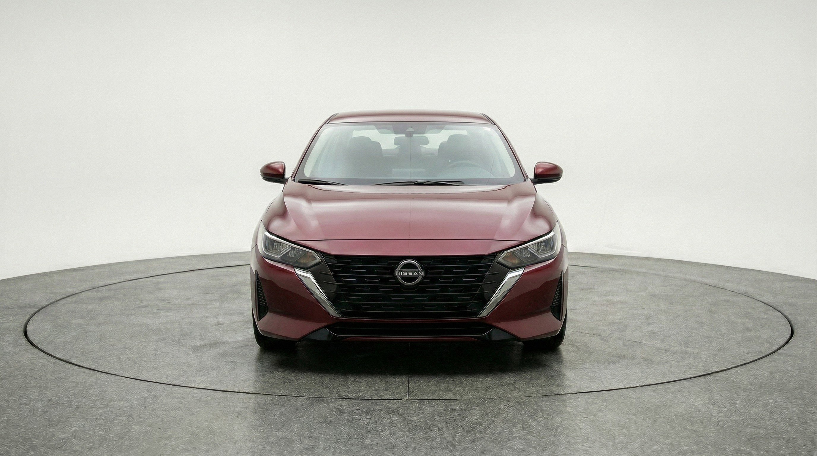 Used 2025 Nissan Sentra SV image 2