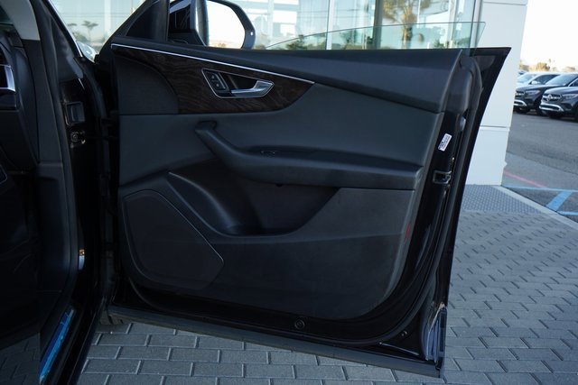 Used 2024 Chevrolet Traverse Z71 w/ Enhanced Driving Package image 20