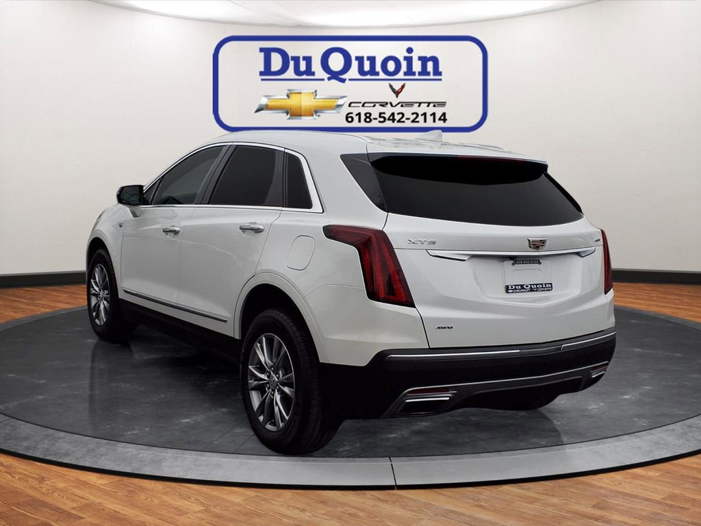 Used 2022 Cadillac XT5 Premium Luxury image 2