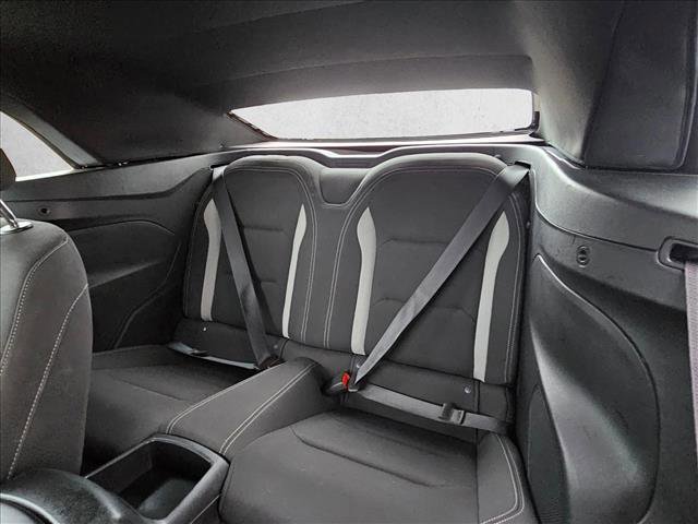 Used 2018 Chevrolet Camaro LT w/ RS Package image 15