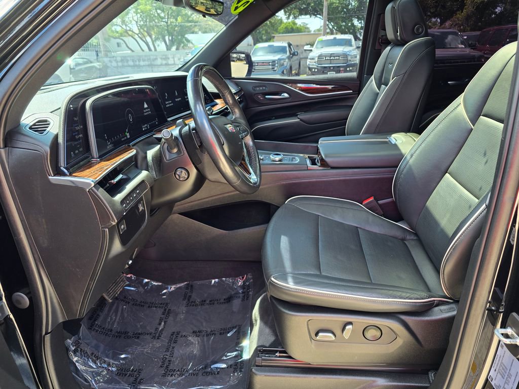 Used 2022 Cadillac Escalade ESV Premium Luxury image 18