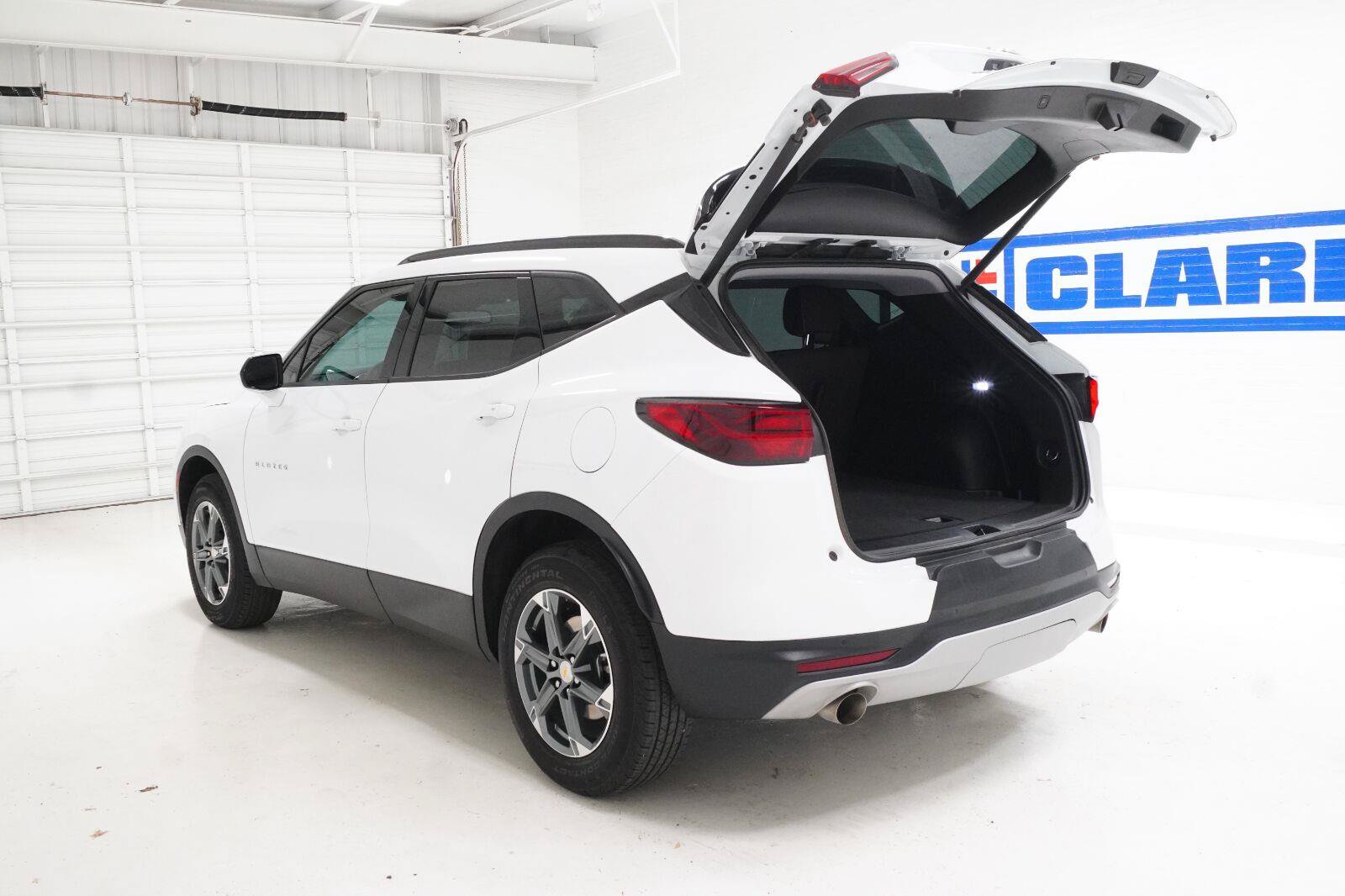Used 2026 Chevrolet Blazer LT w/ Convenience Package FWD image 33