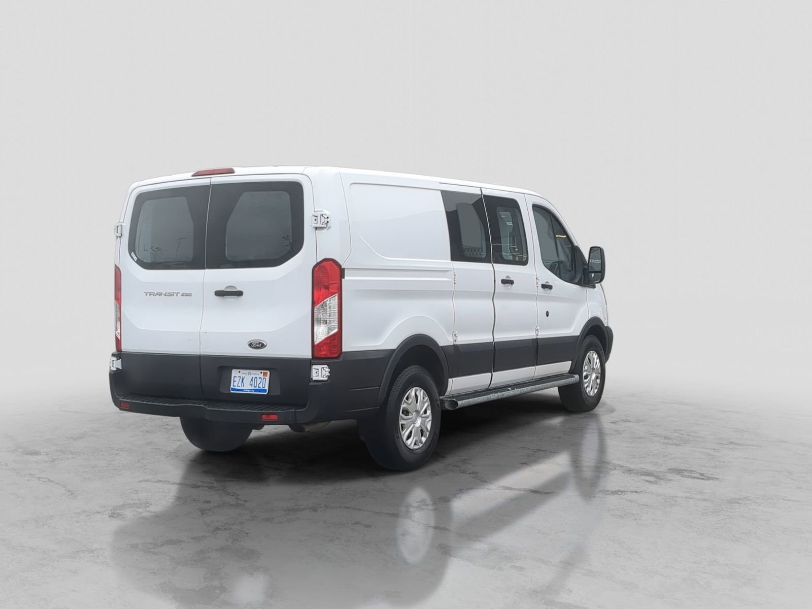 Used 2015 Ford Transit 250 130 Low Roof w/ Exterior Upgrade Package image 8
