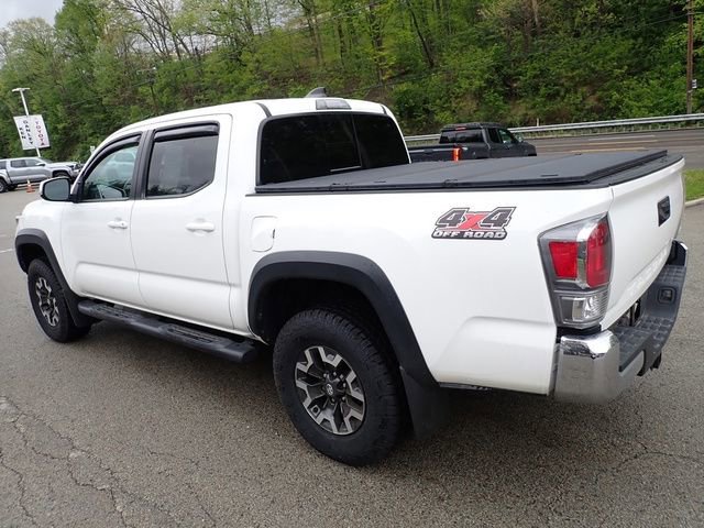 Certified 2023 Toyota Tacoma TRD Off-Road AWD/4WD image 5