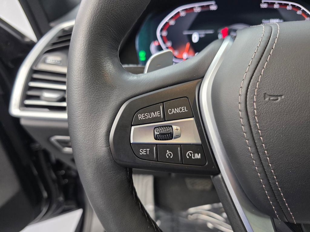 Used 2023 BMW X5 xDrive40i w/ Premium Package image 18