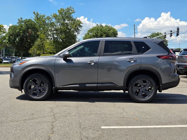 New 2026 Nissan Rogue SV FWD image 2