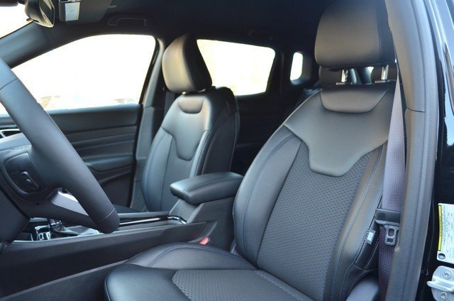 New 2026 Jeep Compass Latitude image 15