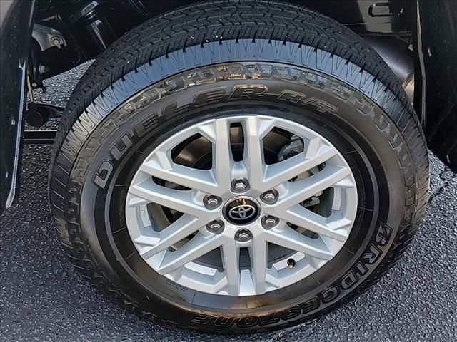 Used 2023 Toyota Tundra SR5 w/ SR5 Premium Package AWD/4WD image 16
