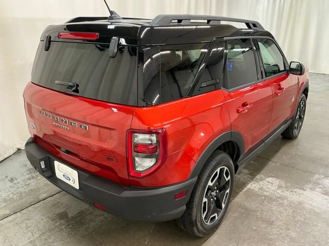Used 2024 Ford Bronco Sport Outer Banks w/ Tech Package AWD/4WD image 4