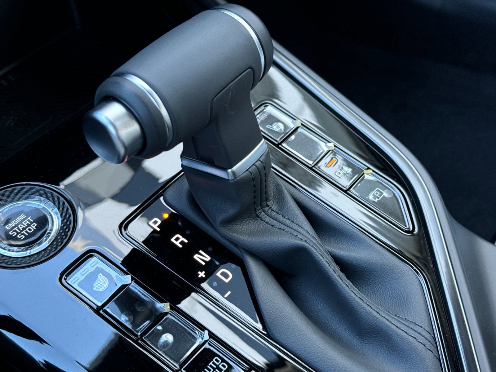 New 2025 Kia Niro EX image 25