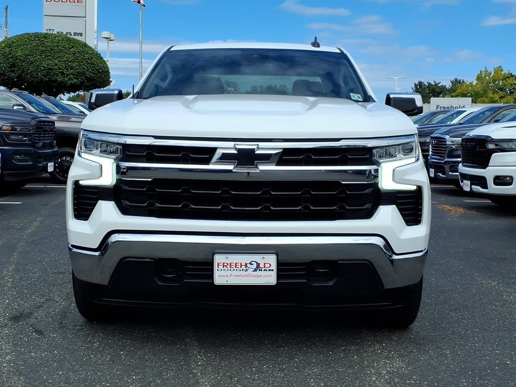 Used 2023 Chevrolet Silverado 1500 LT w/ LPO, Dark Essentials Package AWD/4WD image 2