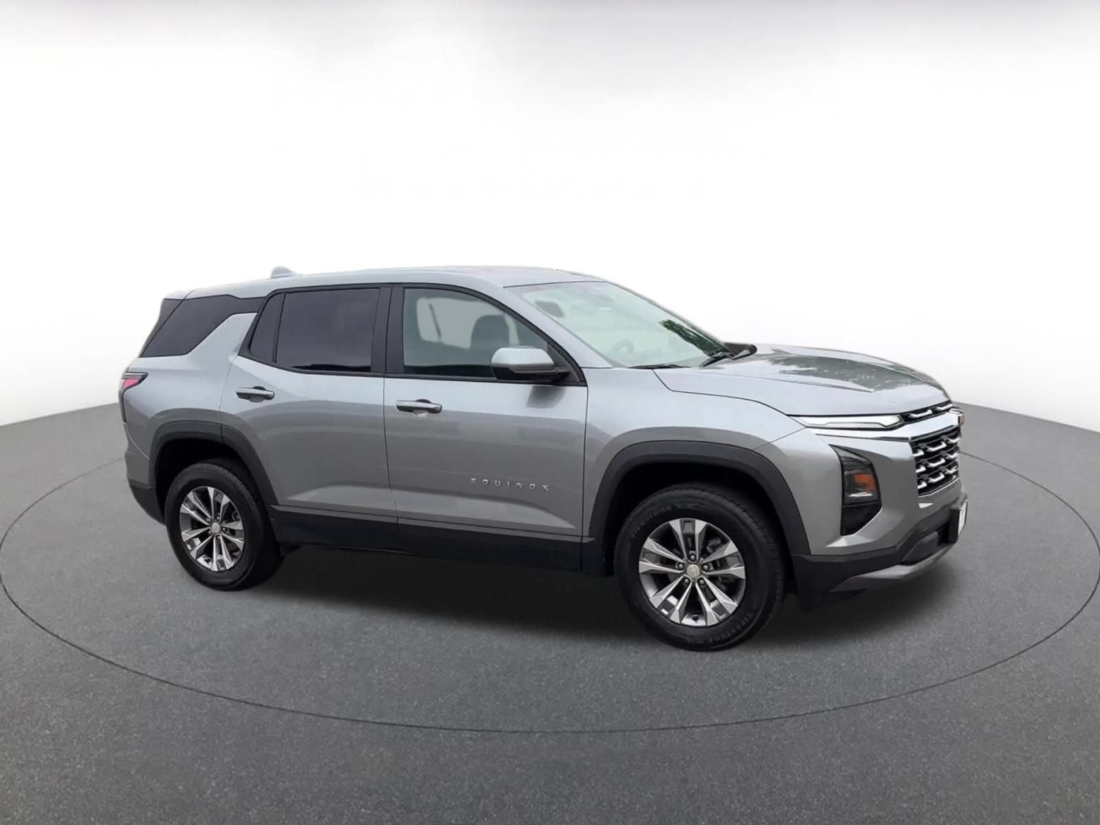 Used 2025 Chevrolet Equinox LT FWD video 2