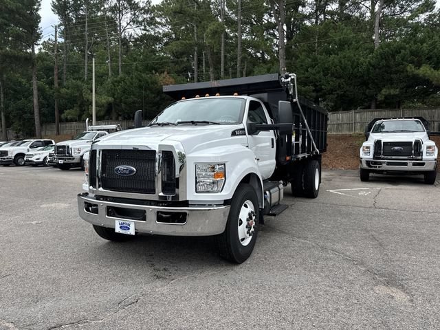 New 2027 Ford F750 2WD Regular Cab Super Duty image 1