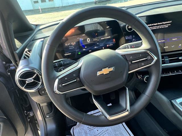 New 2026 Chevrolet Equinox EV LT image 12