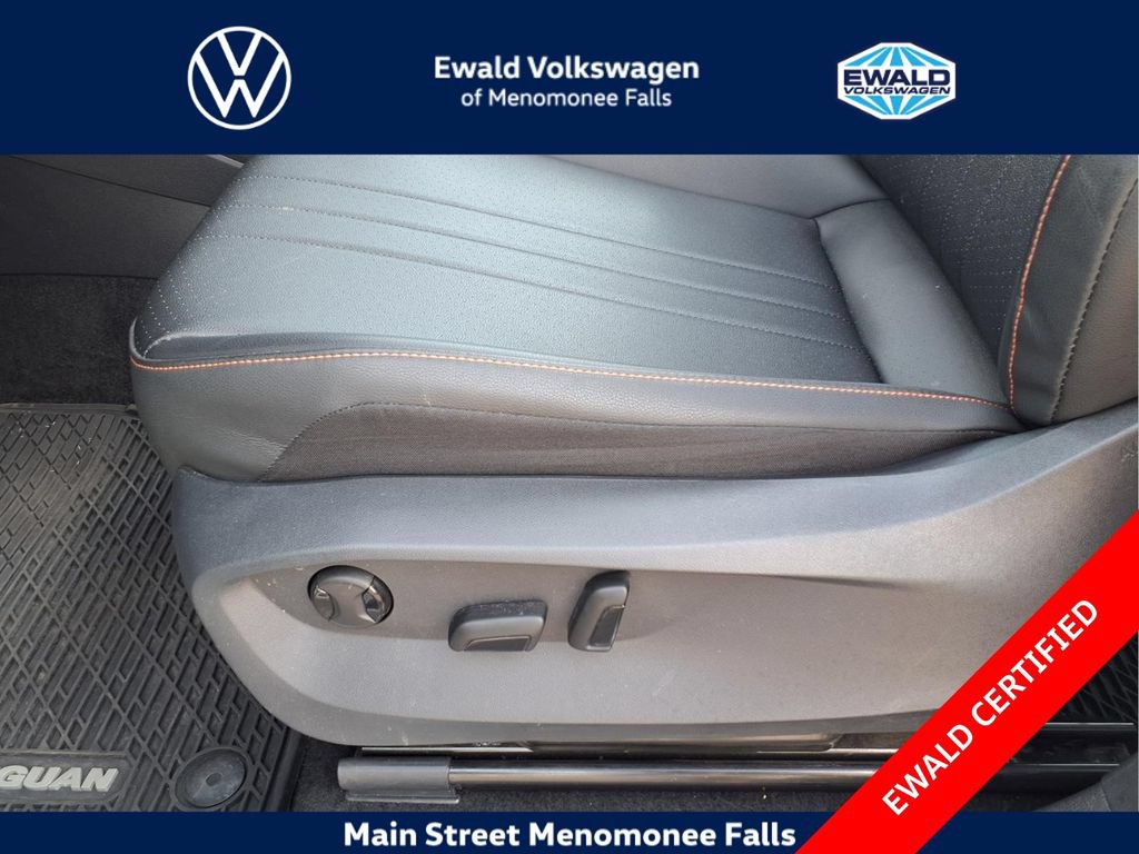 Used 2024 Volkswagen Tiguan Wolfsburg Edition AWD/4WD image 10