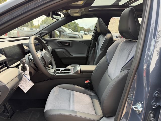 New 2026 Toyota RAV4 XSE w/ Panoramic Sun Roof Package AWD/4WD image 25