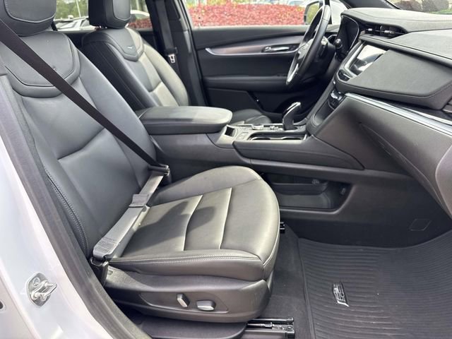 Used 2024 Cadillac XT6 Luxury AWD/4WD image 9