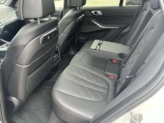 Certified 2025 BMW X5 xDrive40i AWD/4WD image 18