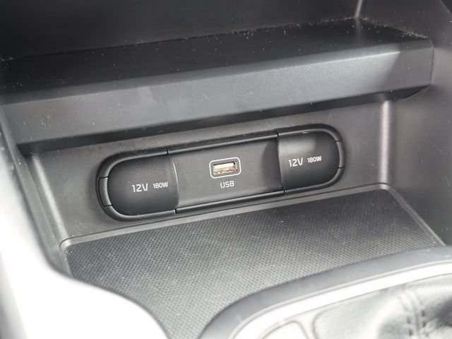Used 2024 Kia Soul LX w/ Option Group 015 FWD image 32