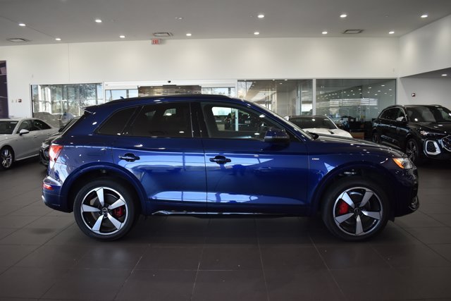 Used 2024 Audi Q5 2.0T Premium Plus w/ Premium Plus Package AWD/4WD image 8