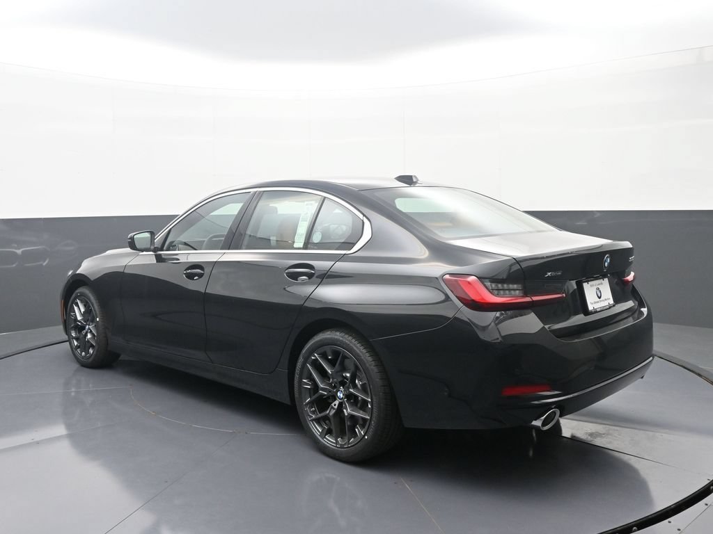 New 2026 BMW 330i xDrive Sedan w/ Convenience Package AWD/4WD image 5