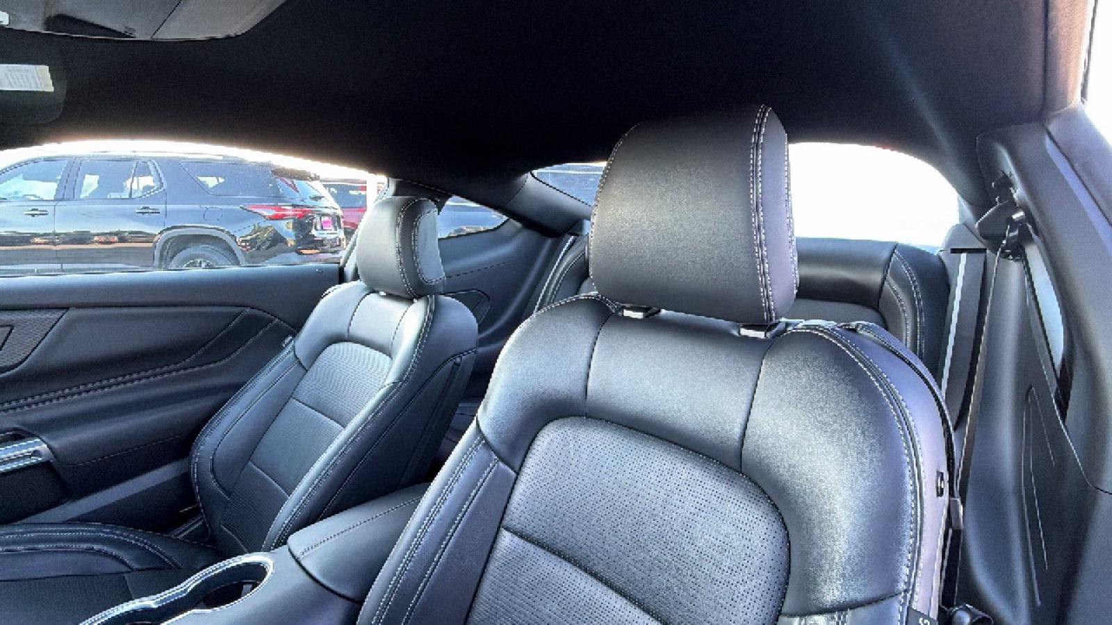 Used 2025 Ford Mustang GT Premium RWD image 17