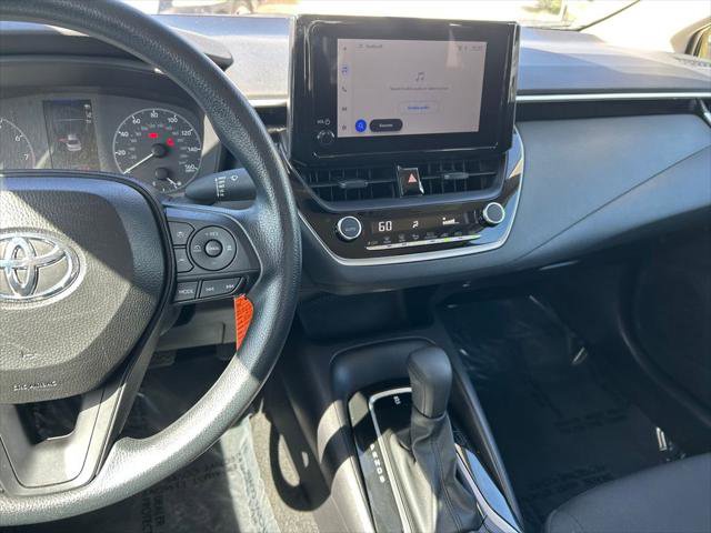 Certified 2025 Toyota Corolla LE FWD image 17