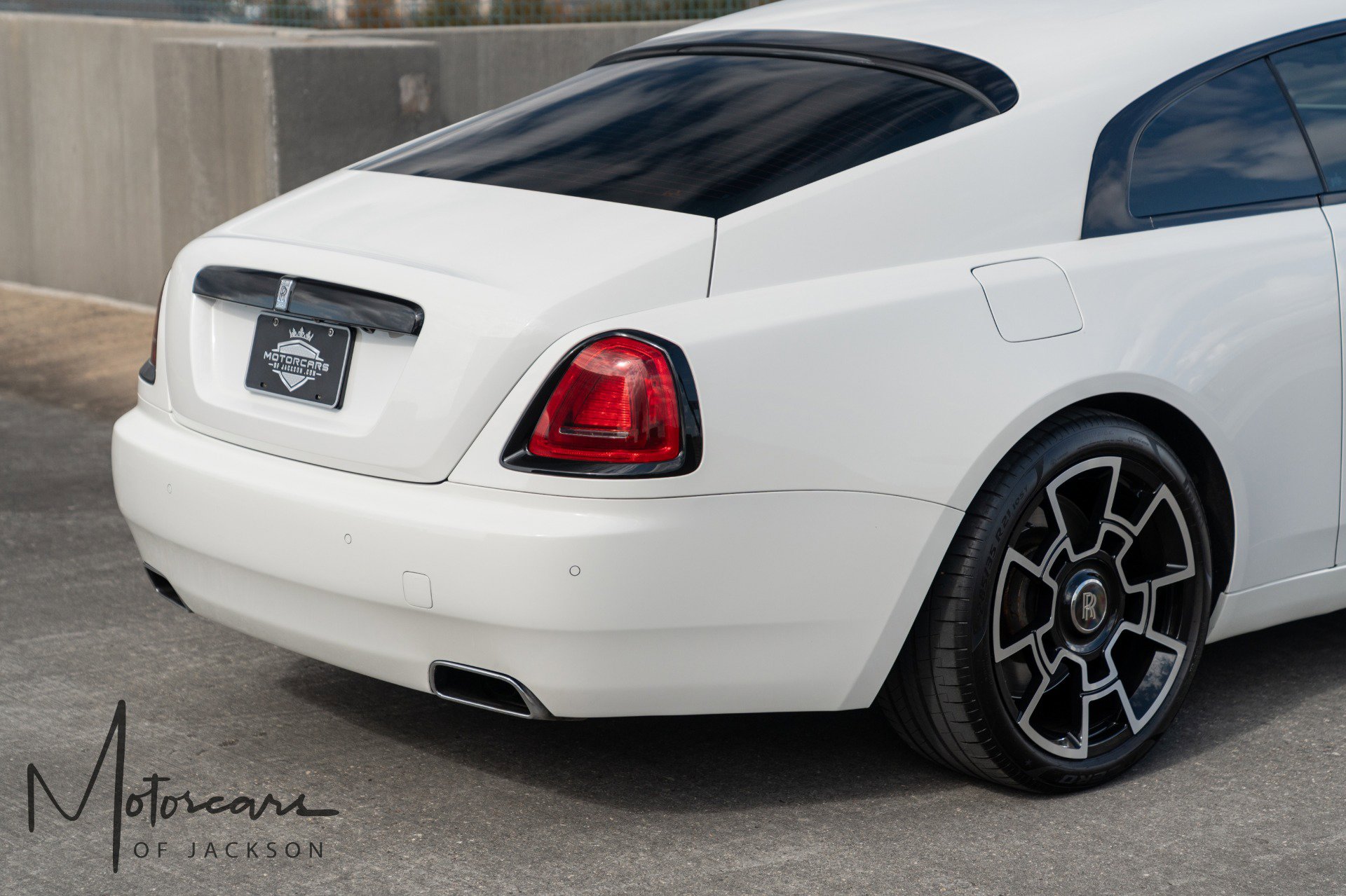 Used 2017 Rolls-Royce Wraith RWD image 36