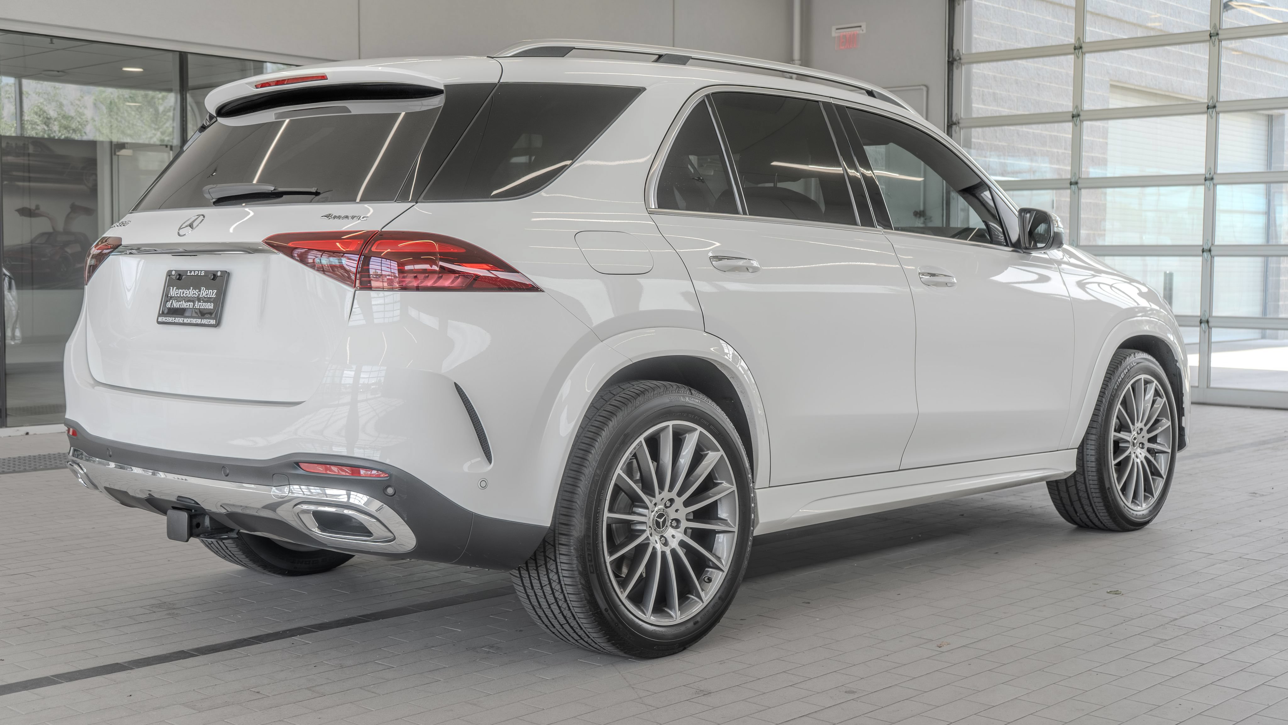 Used 2024 Mercedes-Benz GLE 350 4MATIC image 29