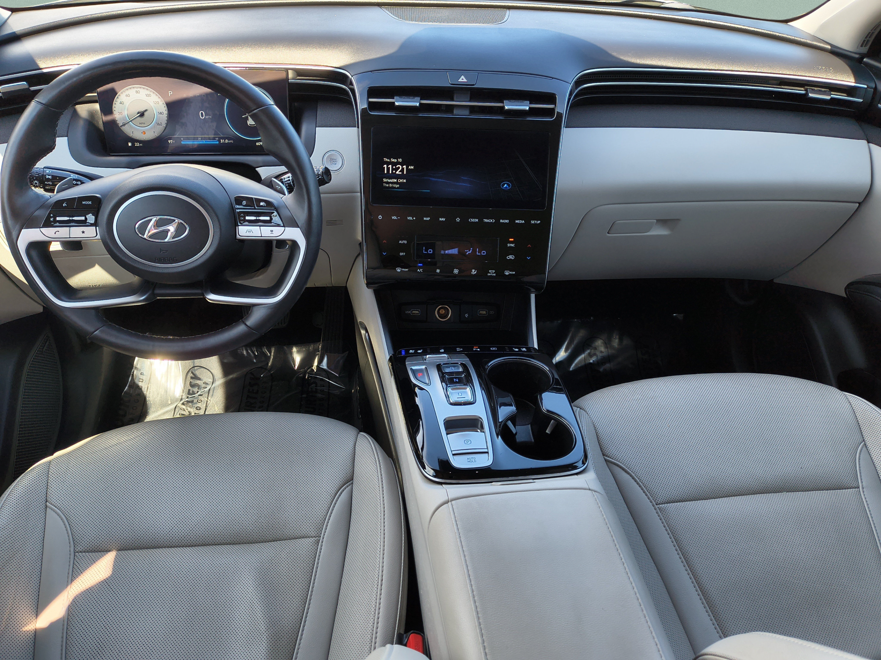 Certified 2024 Hyundai Tucson Limited FWD image 11