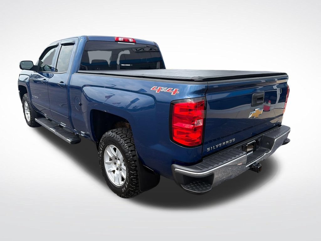 Used 2017 Chevrolet Silverado 1500 LT w/ All Star Edition AWD/4WD image 10