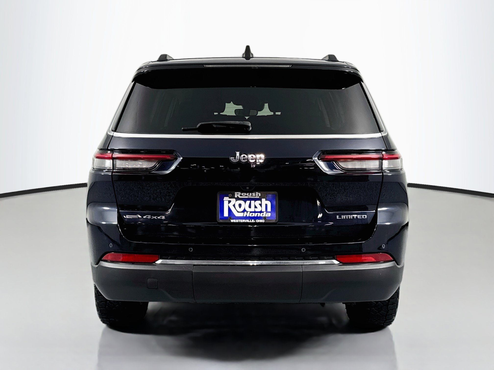 Used 2023 Jeep Grand Cherokee L Limited w/ Trailer Tow Group (B) AWD/4WD image 6