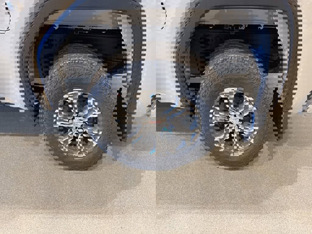 New 2026 GMC Sierra 1500 SLE w/ LPO, GMC Protection Package image 10