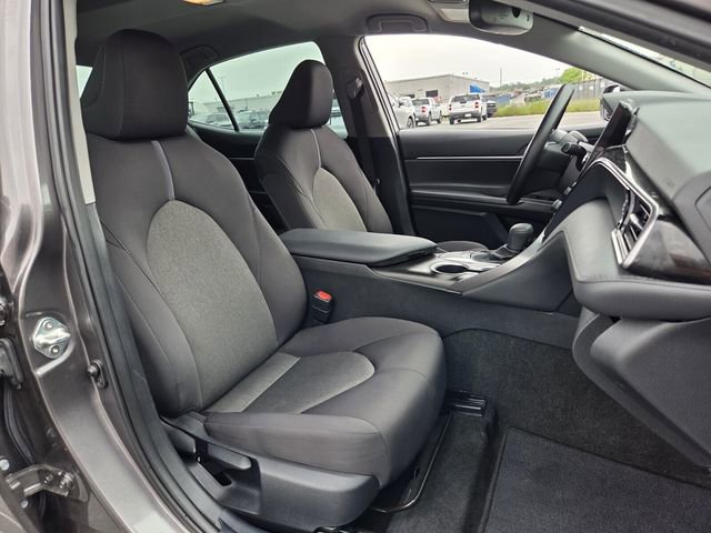 Used 2023 Toyota Camry LE w/ Convenience Package FWD image 15