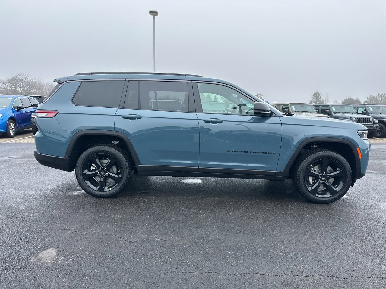 New 2026 Jeep Grand Cherokee L Limited image 2
