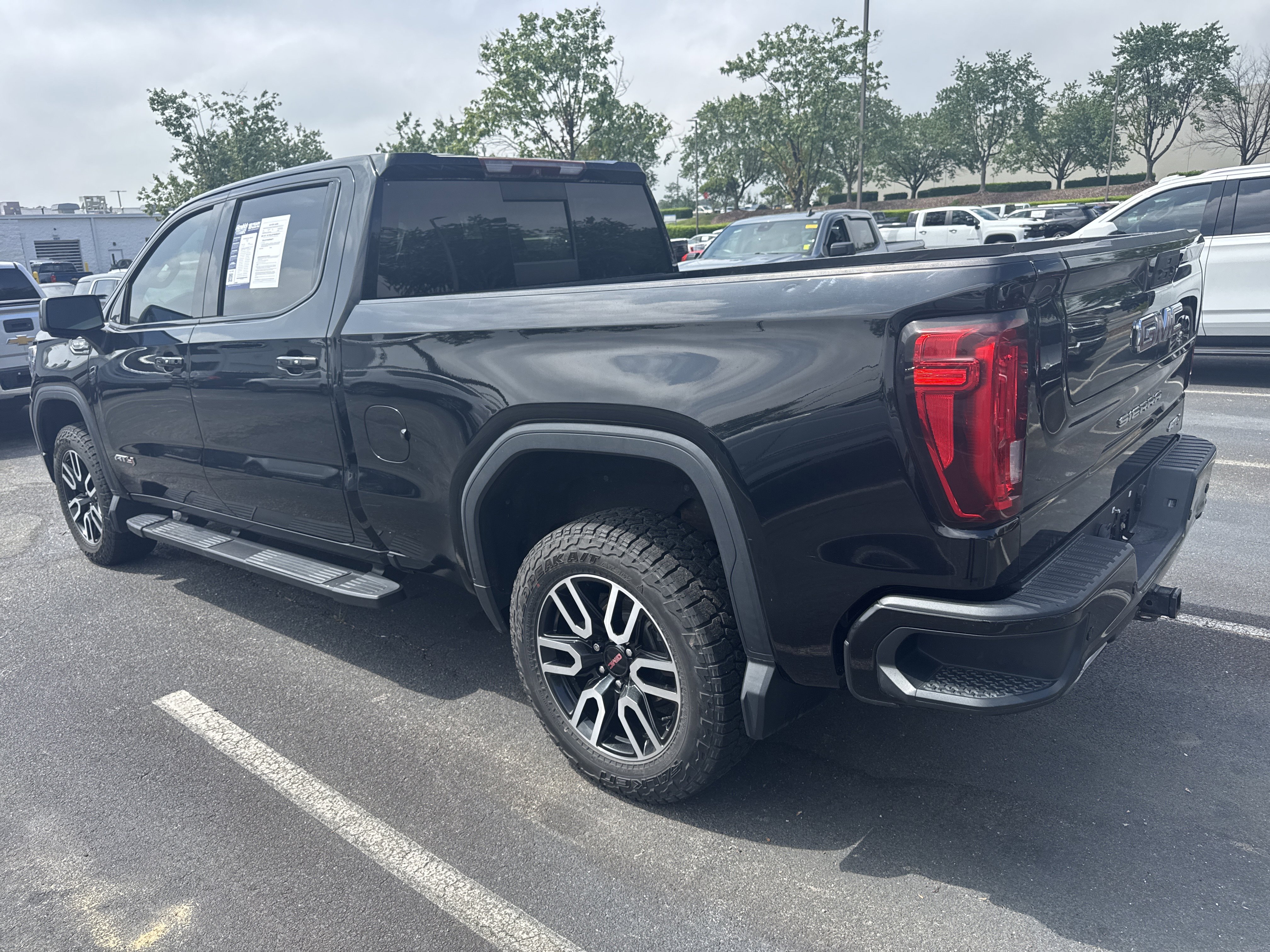 Used 2019 GMC Sierra 1500 AT4 w/ AT4 Premium Package AWD/4WD image 8