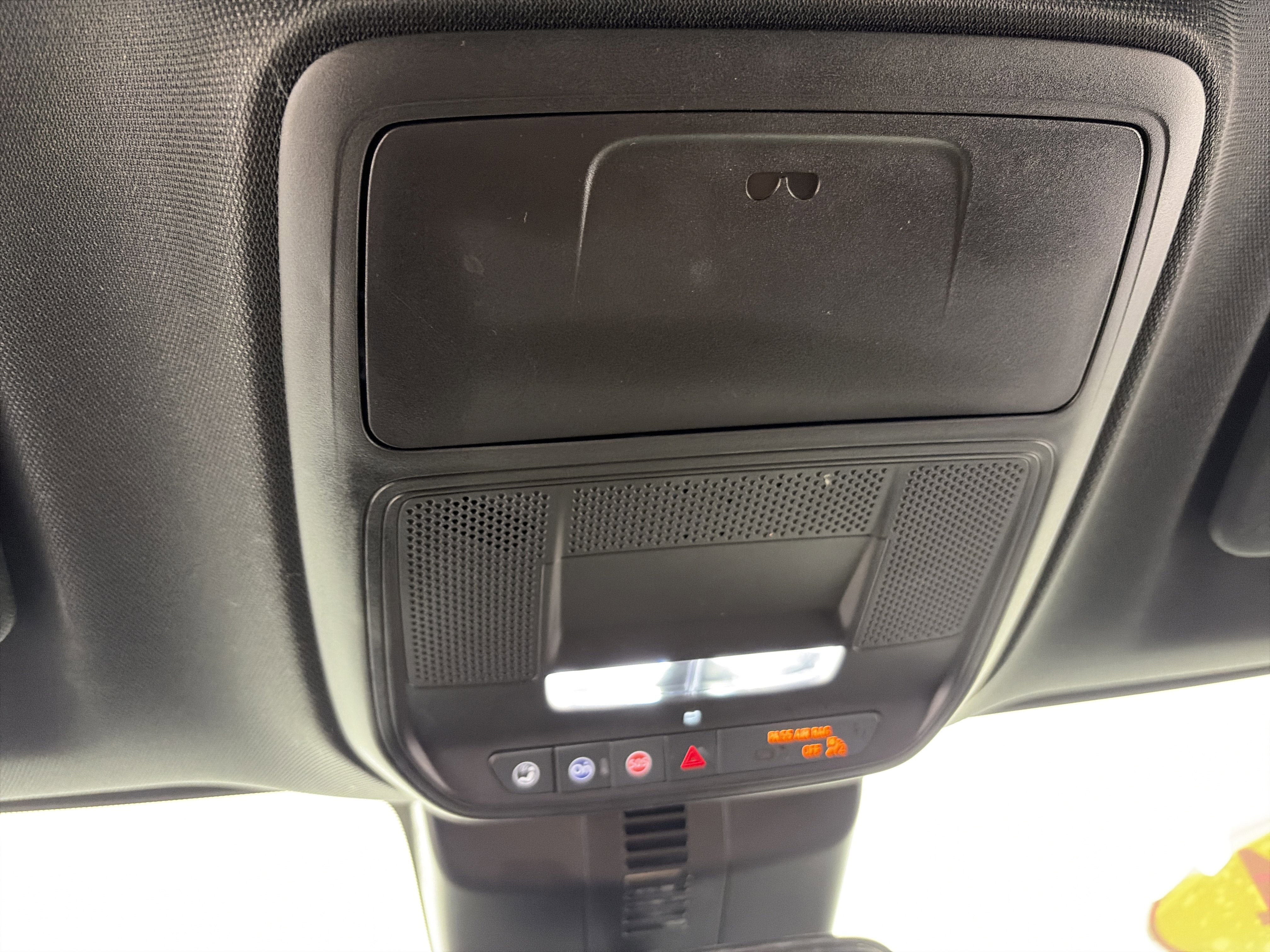 Used 2024 Chevrolet Traverse LS AWD/4WD image 33
