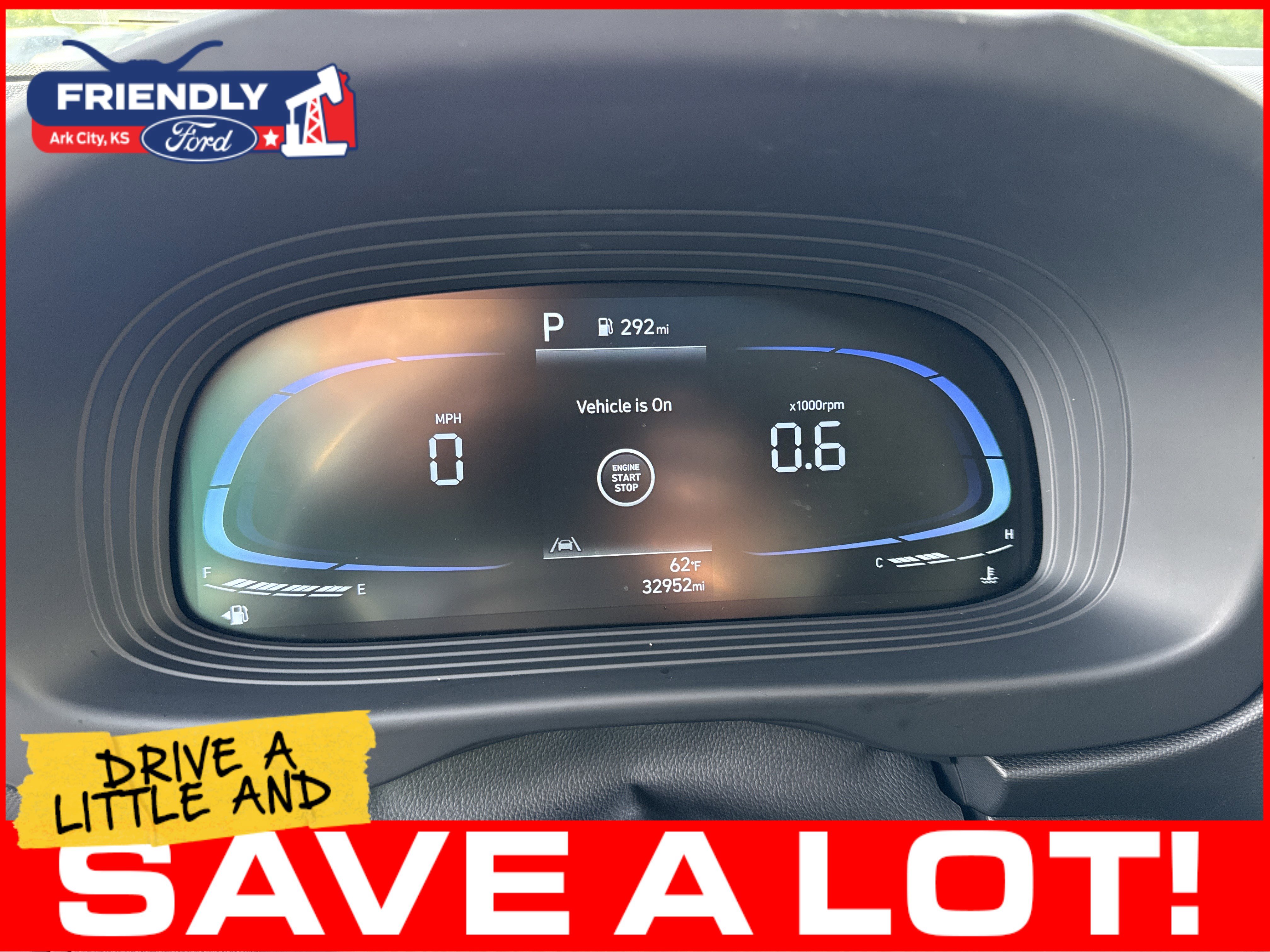 Used 2025 Hyundai Venue SEL FWD image 9