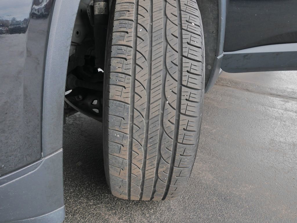 Used 2020 Chevrolet Traverse LS image 31