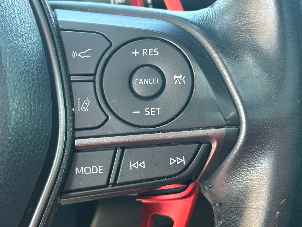 Used 2022 Toyota Camry XSE FWD image 19