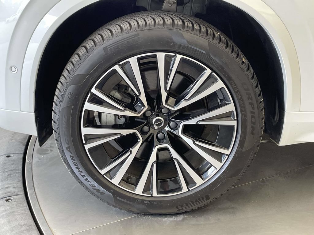 Used 2024 Volvo XC90 T8 Plus w/ Protection Package AWD/4WD image 12