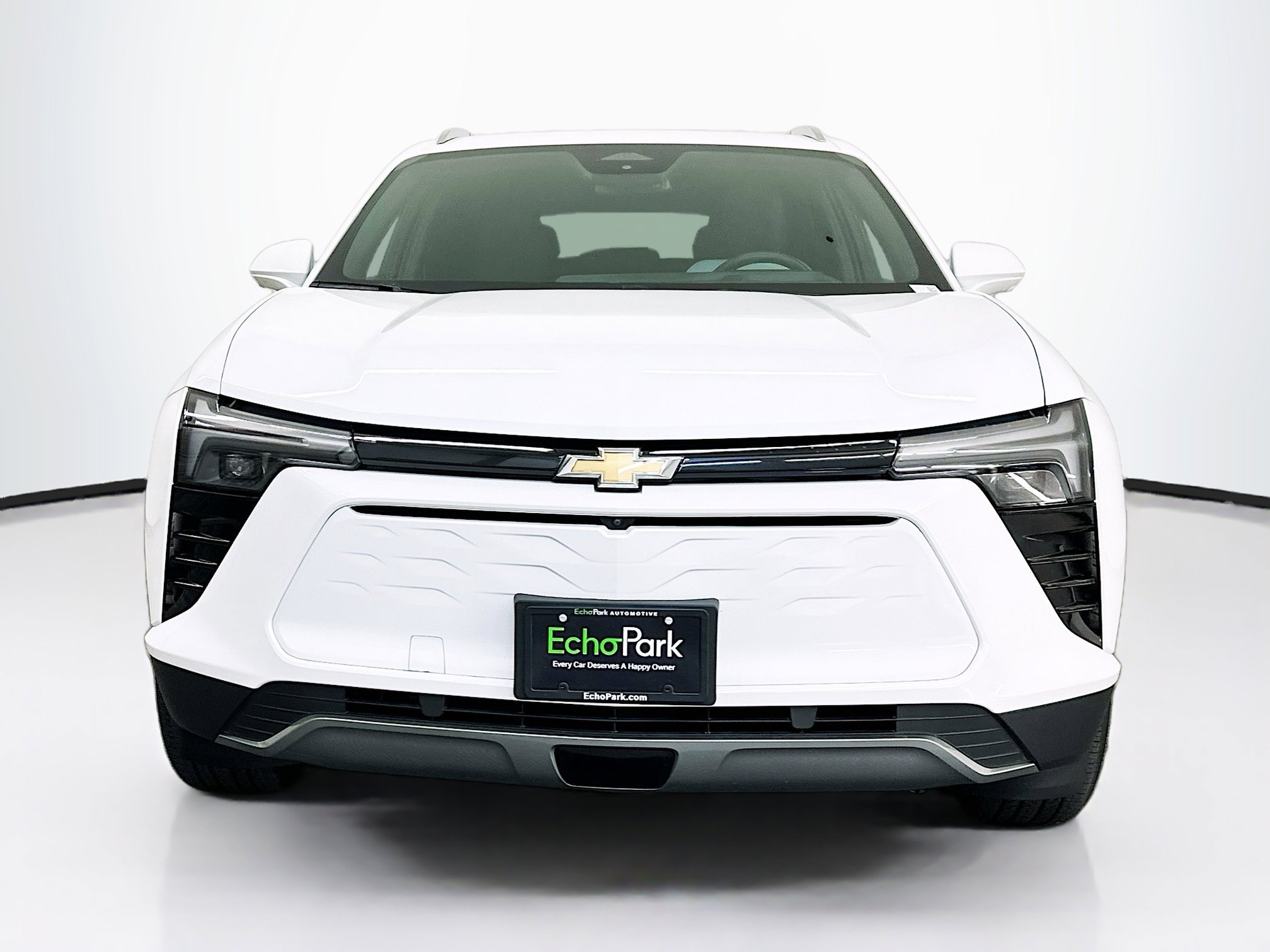 Used 2024 Chevrolet Blazer EV LT AWD/4WD image 2