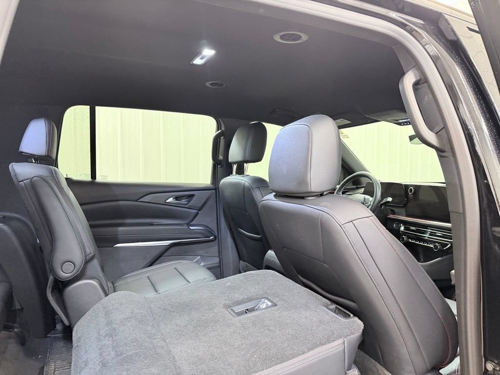 Used 2026 Chevrolet Traverse Z71 w/ Driver Confidence Package AWD/4WD image 34