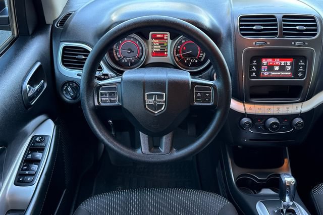 Used 2019 Dodge Journey SE w/ Blacktop Package FWD image 16