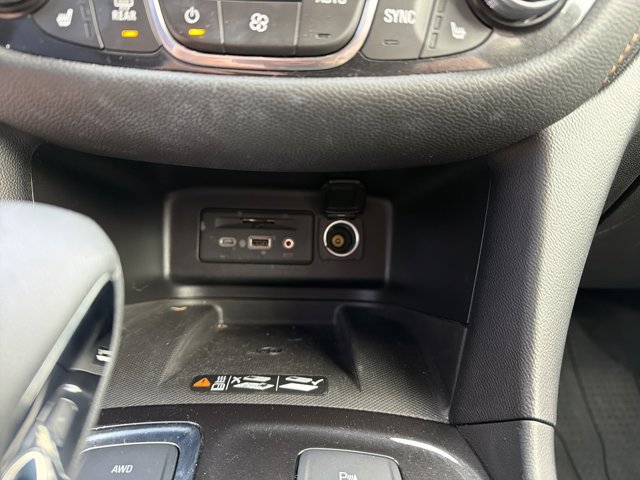 Used 2022 Chevrolet Equinox Premier w/ LPO, Floor Liner Package image 22